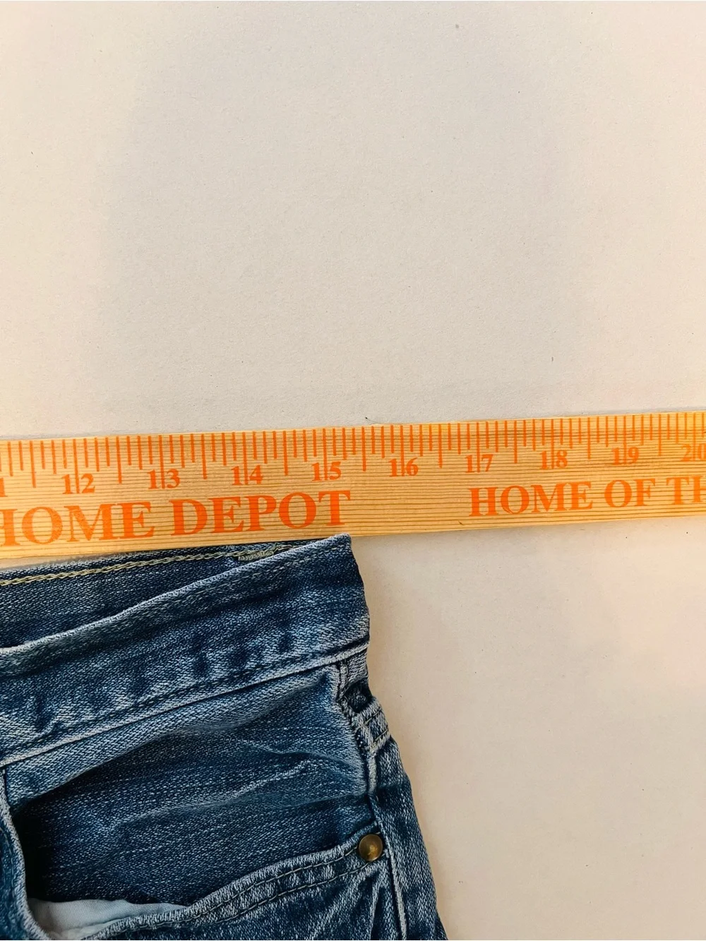 Classic Straight Men’s Jeans in Medium Blue Wash